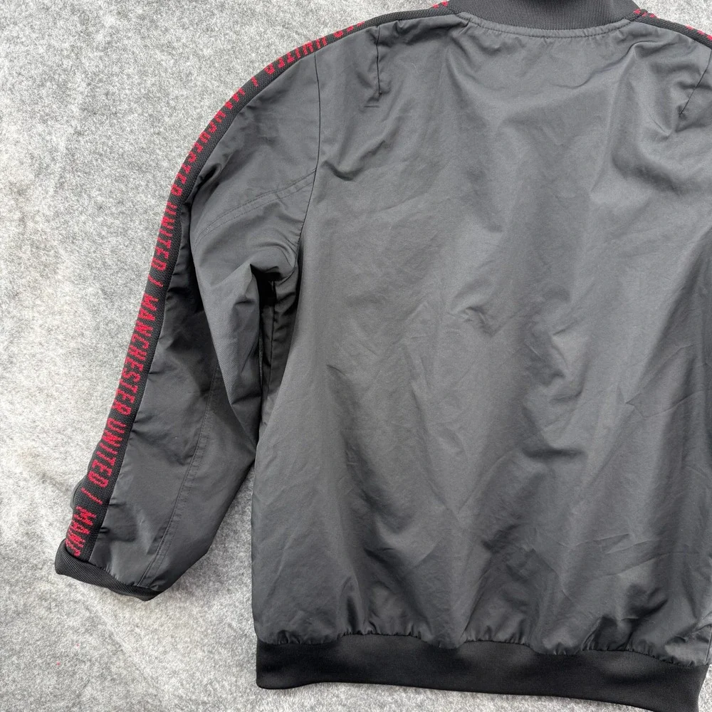Adidas Manchester United Jacket Kids Size 9-10Y Black Red Zip Bomber Windbreaker